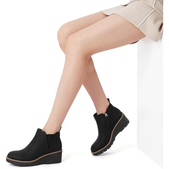 Women's Black Wedge Chelsea Boots Lug Sole Platform Ankle Booties Zipper - Picture 6 of 6